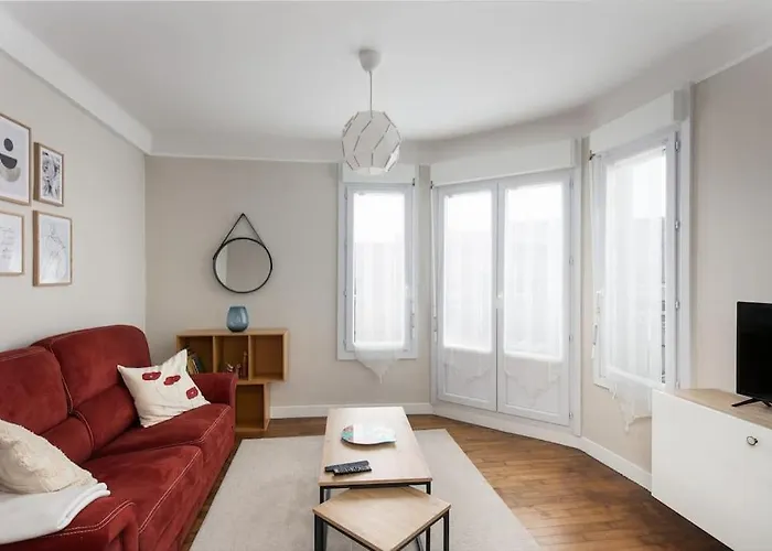 Centre-ville Et Proche Hôpital Morvan/t3 Lumineux