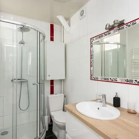 Apartment Centre-ville Et Proche Hopital Morvan/t3 Lumineux *